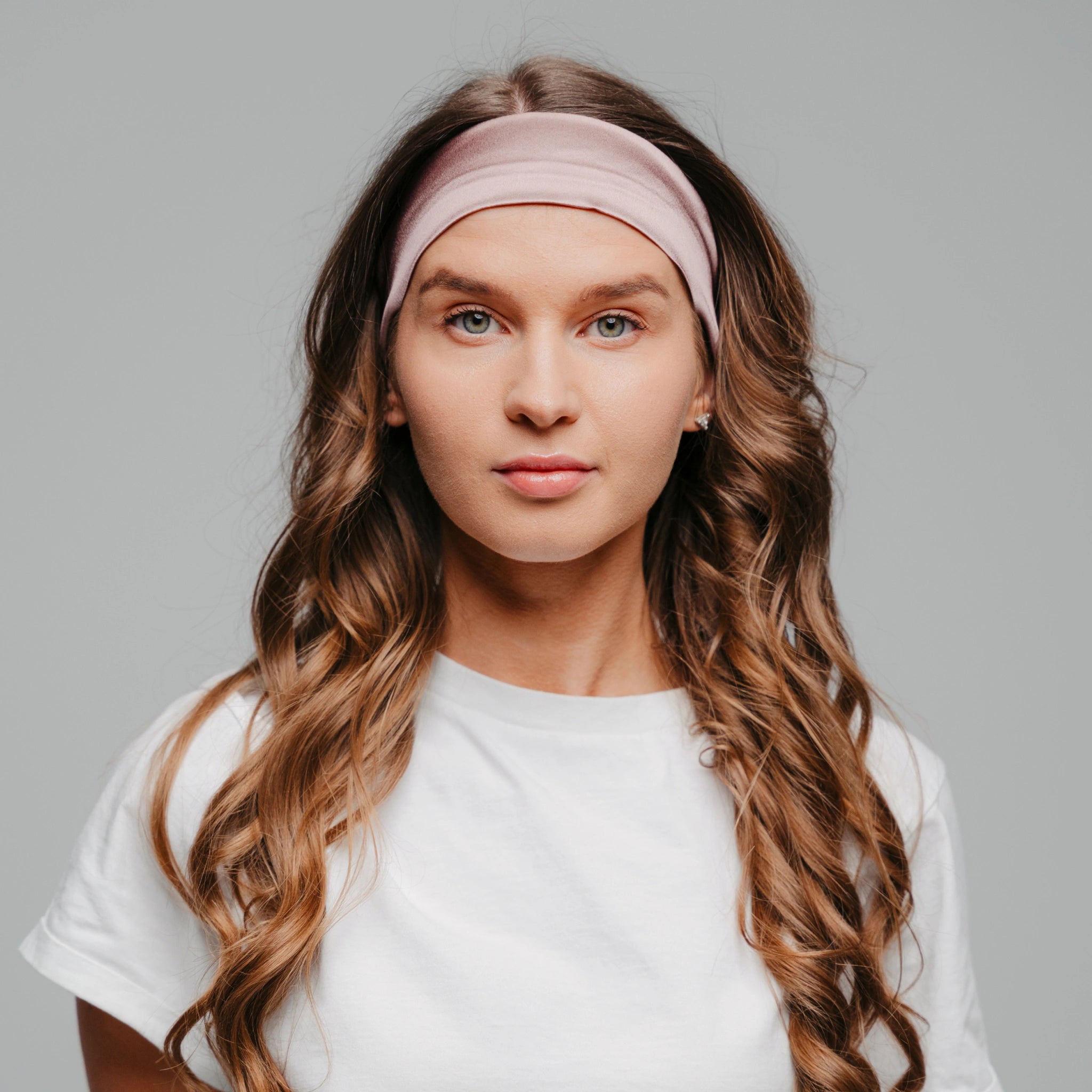 ŠILKINĖ GALVOS JUOSTA