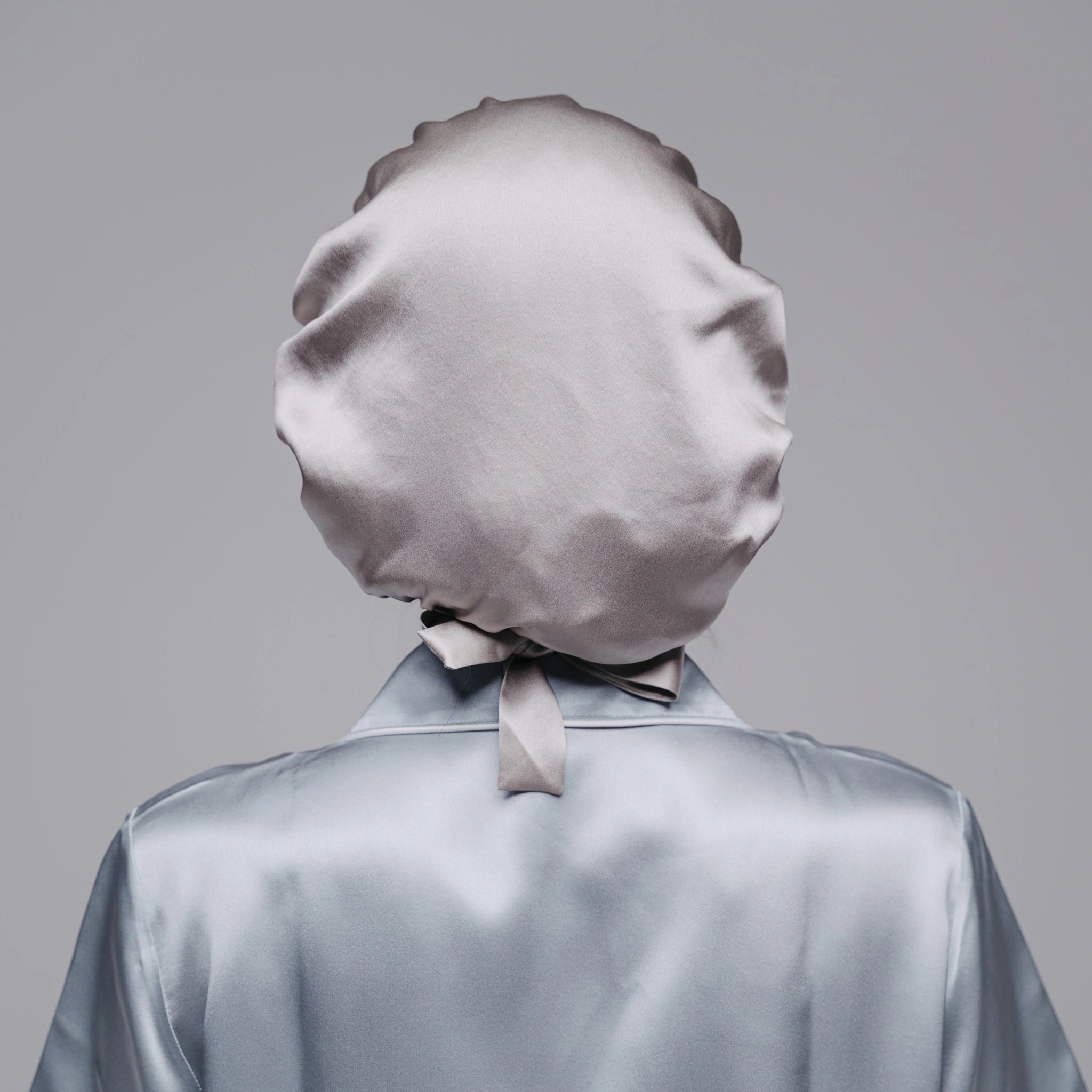 Šilkinė kepuraitė miegui pilka