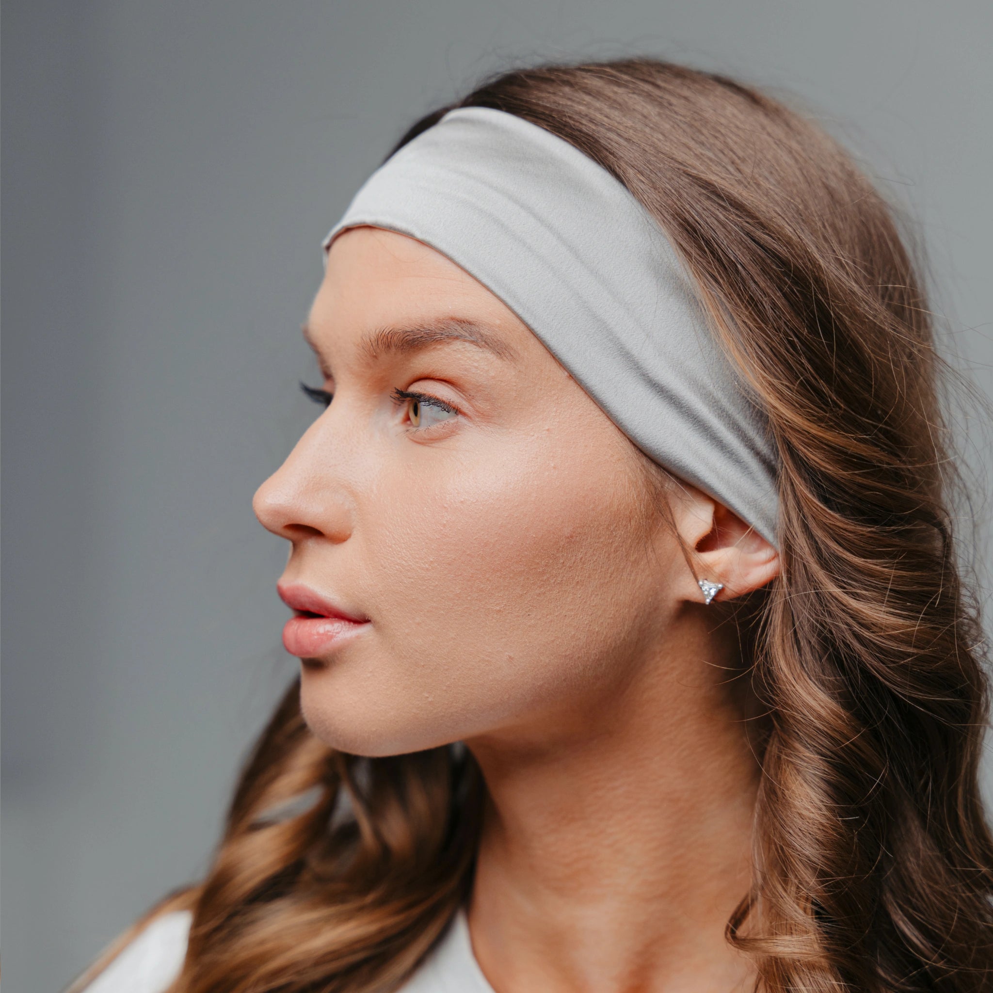 ŠILKINĖ GALVOS JUOSTA