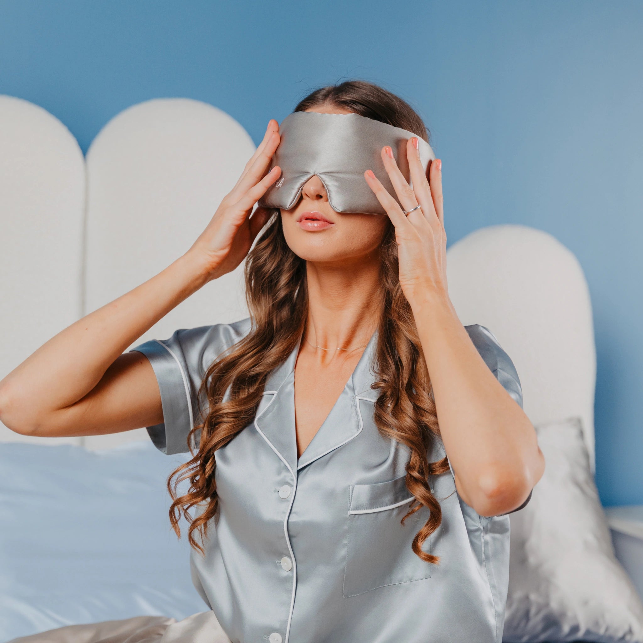 silkine miego kauke pilkos spalvos