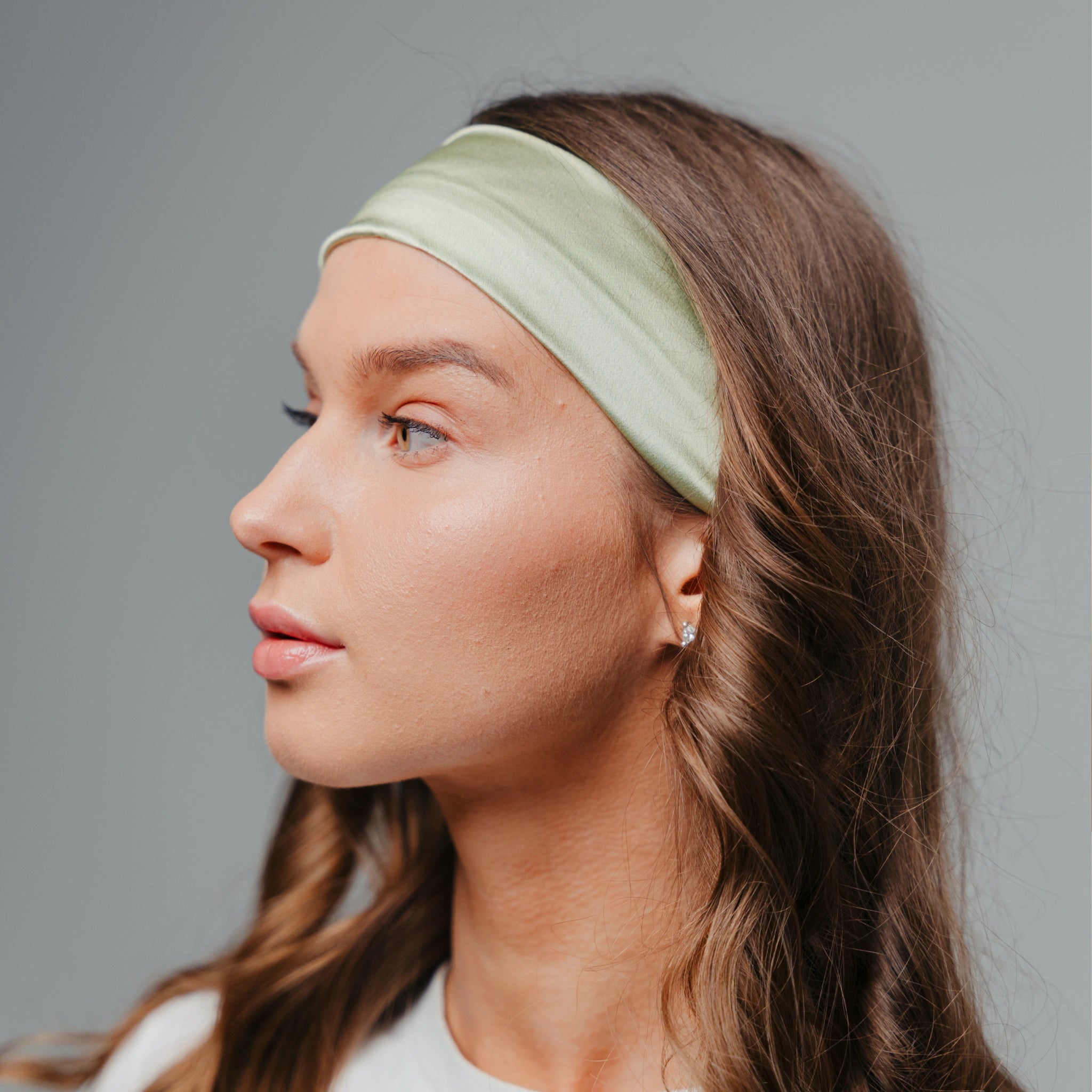 ŠILKINĖ GALVOS JUOSTA