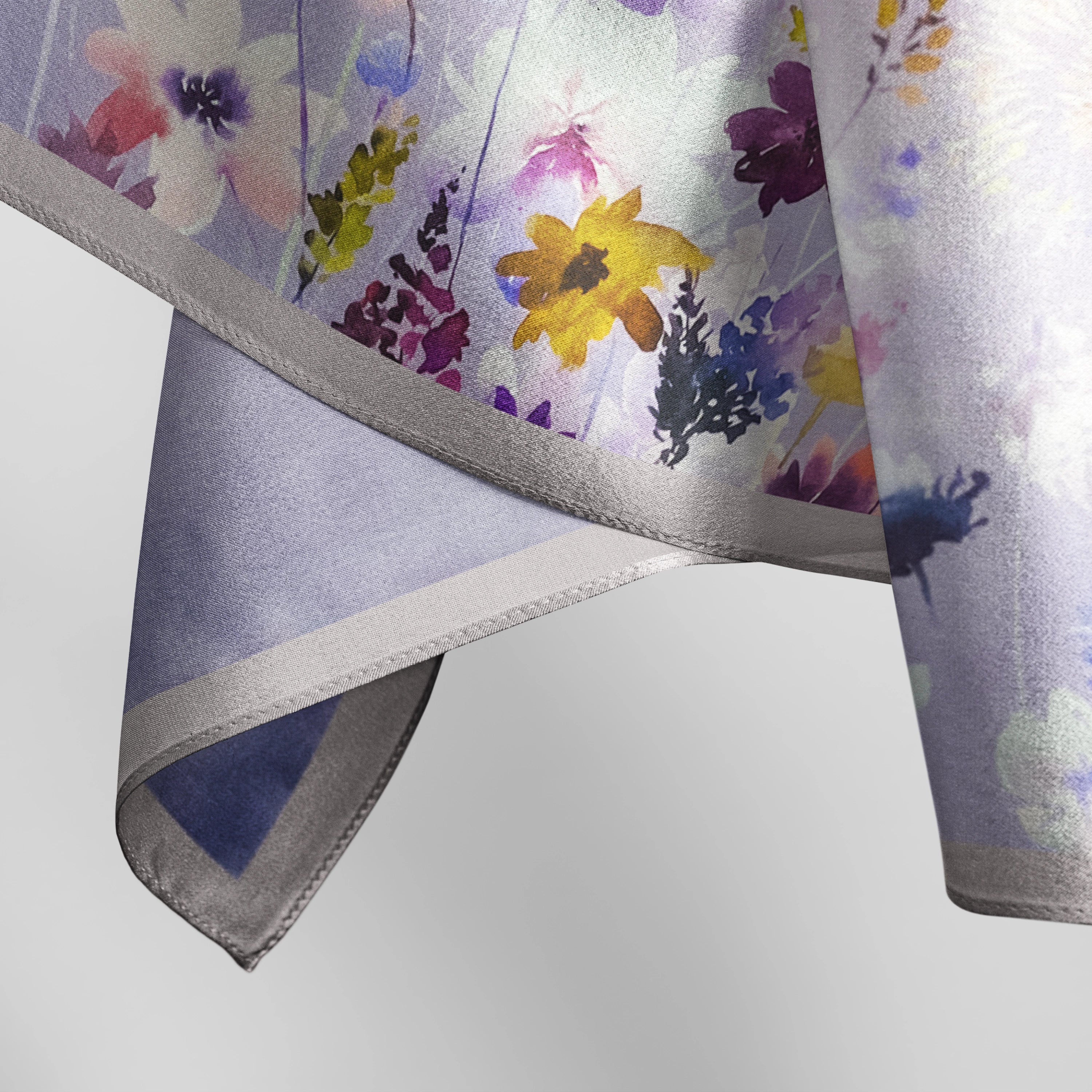 šilkinės skarelės