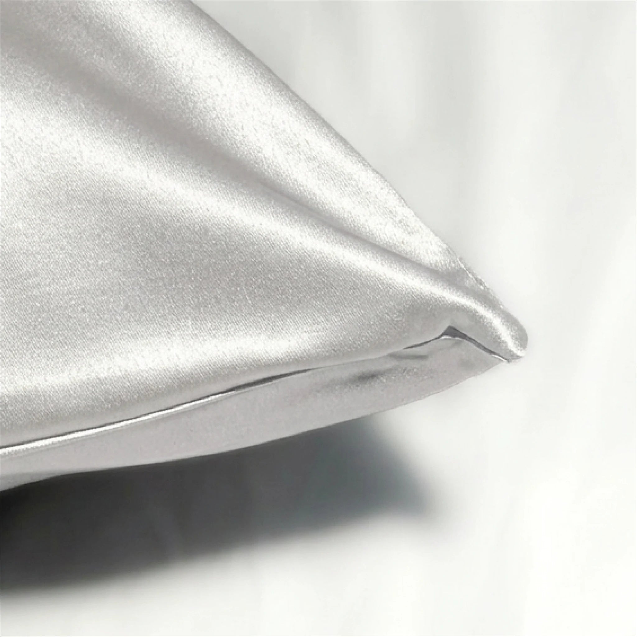 šilko pagalvės užvalkalai šilkinės pagalvės užvalkalai Silkera sidabrinės spalvos