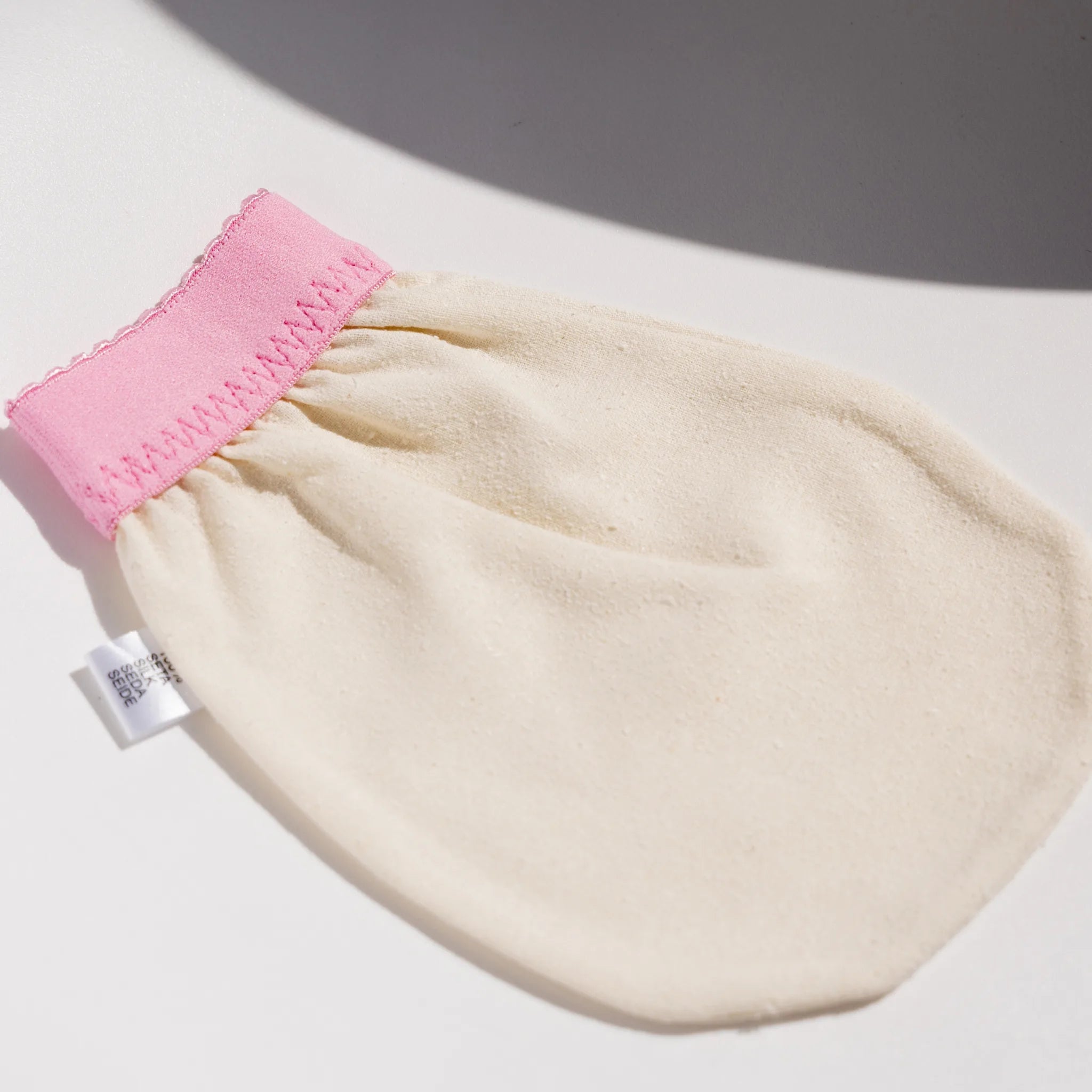 Gryno šilko kūno šveitimo pirštinė