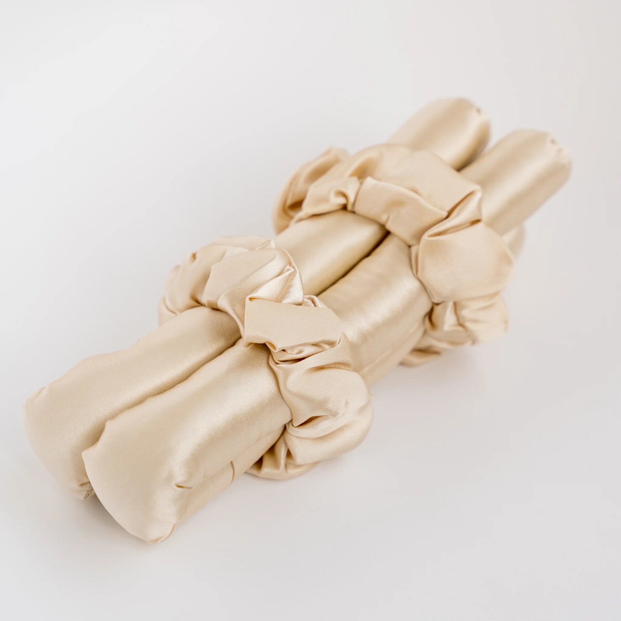 Plaukų garbanojimo juosta iš šilko šampaninės spalvos