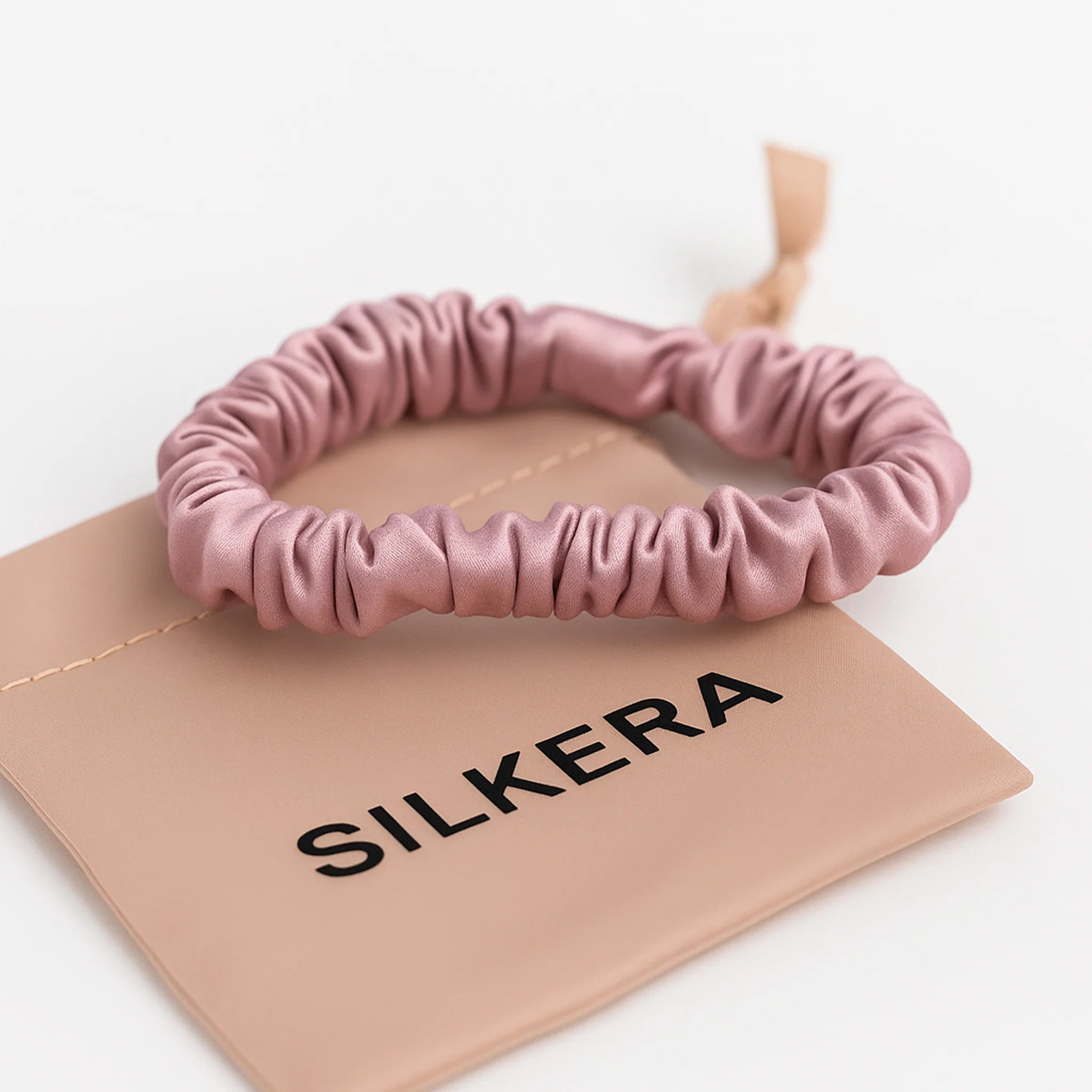 ŠILKINĖ PLAUKŲ GUMYTĖ MINI