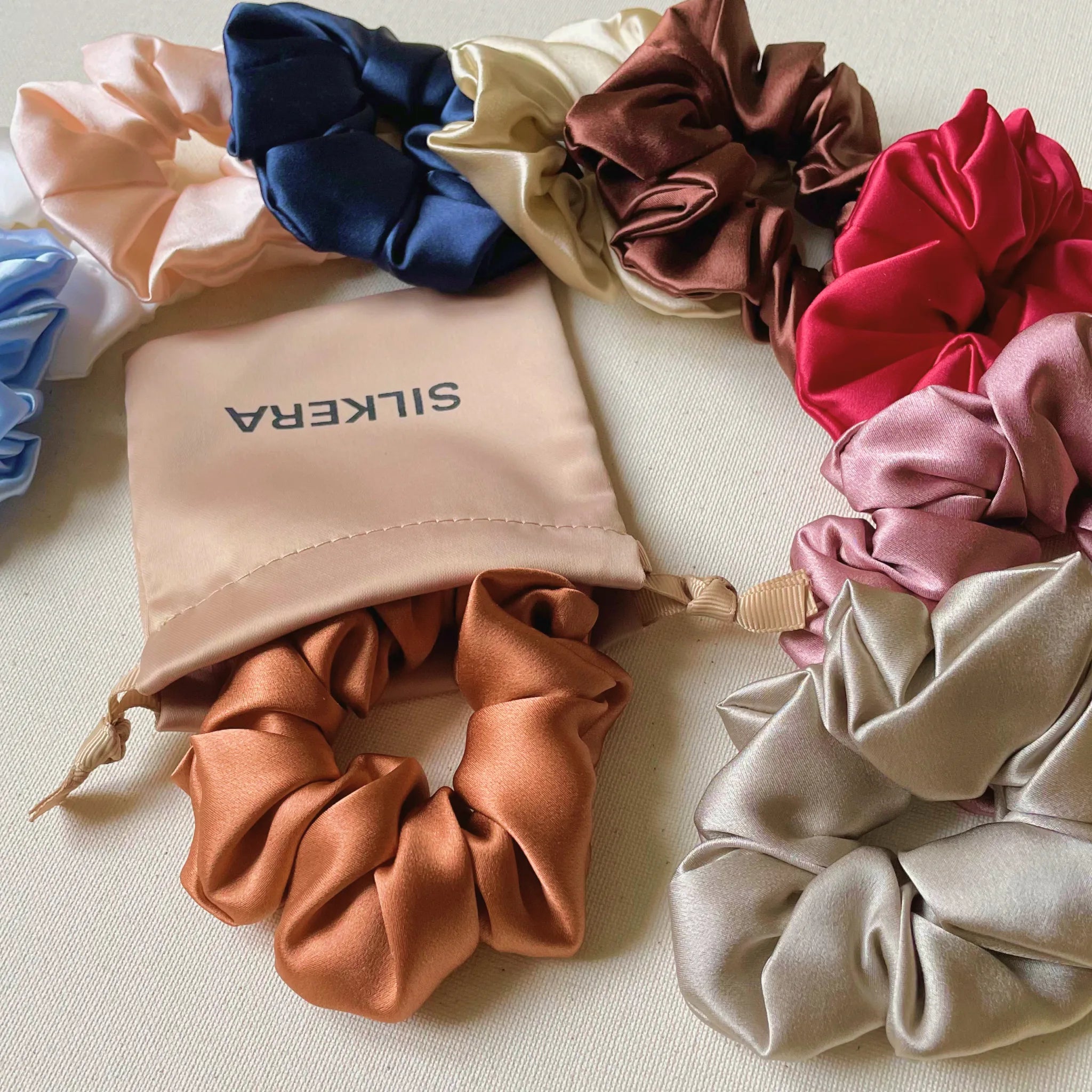 Šilkinės plaukų gumytės