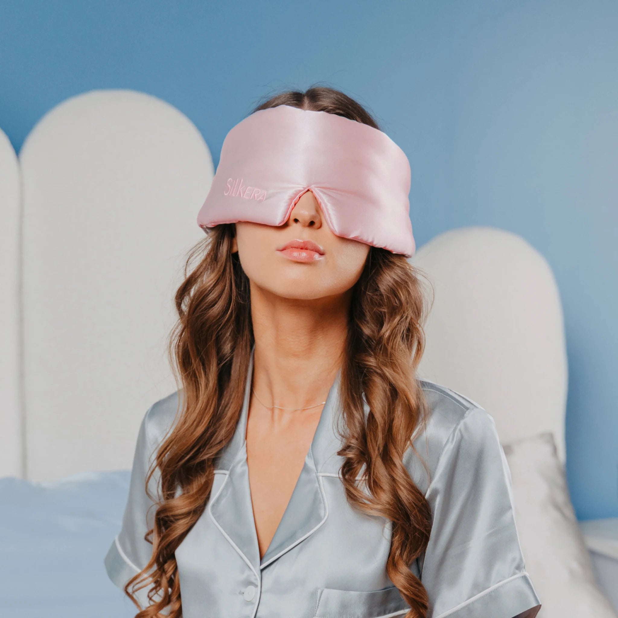 miego kaukės šilkinės