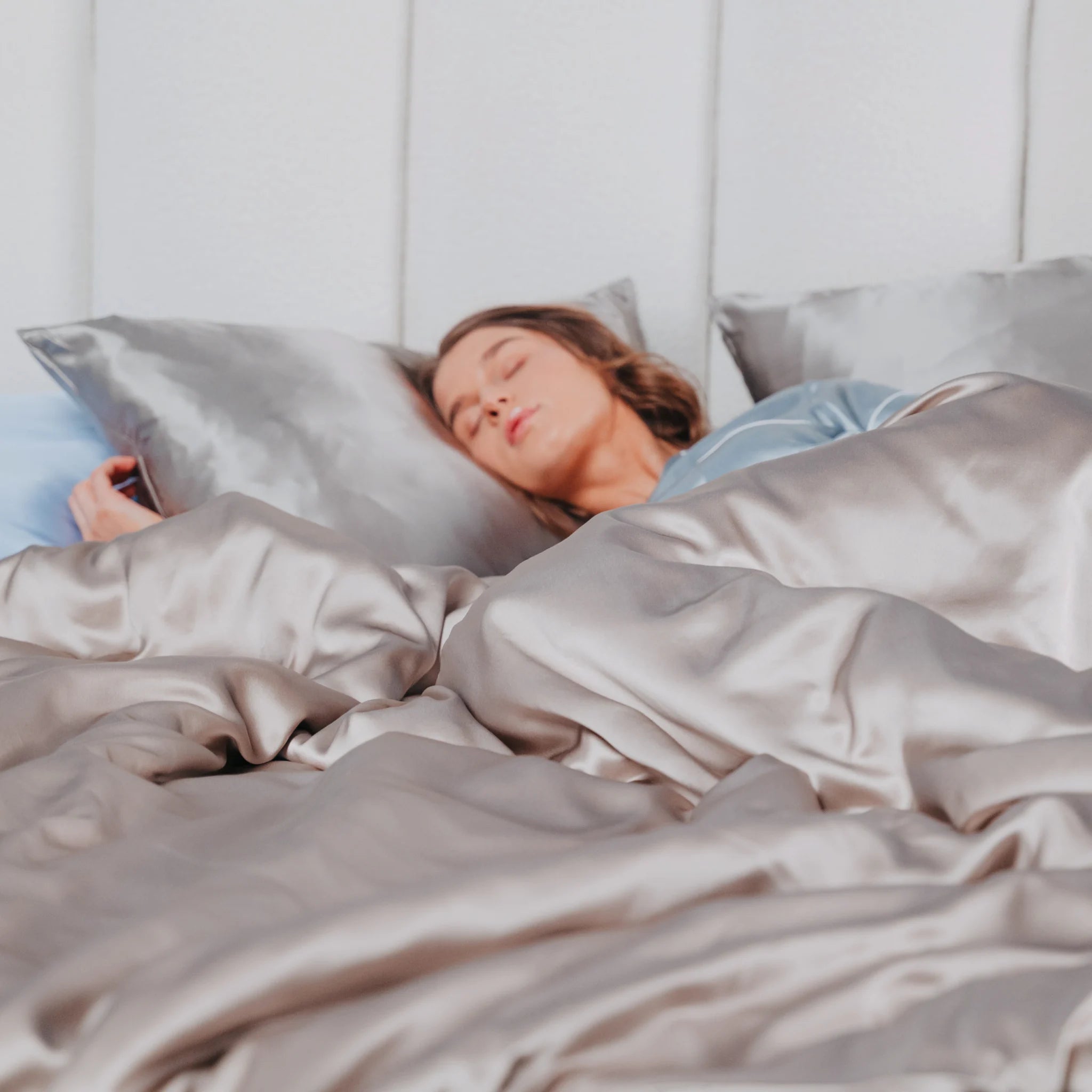 Mullbery šilko patalynė pilka