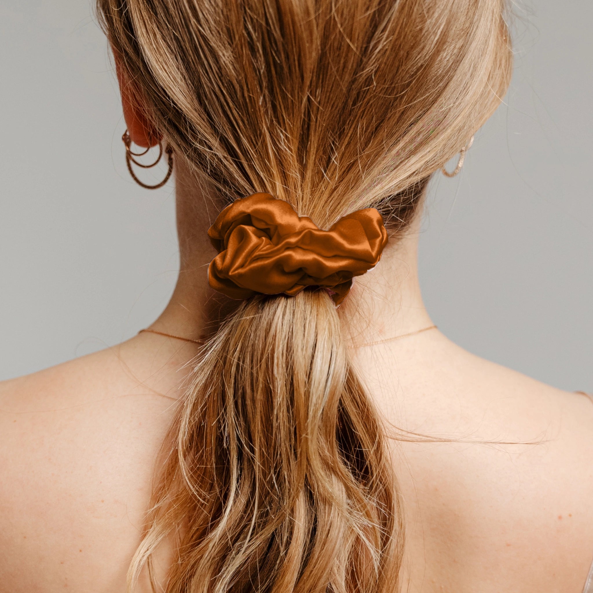 plauku gumyte is silko