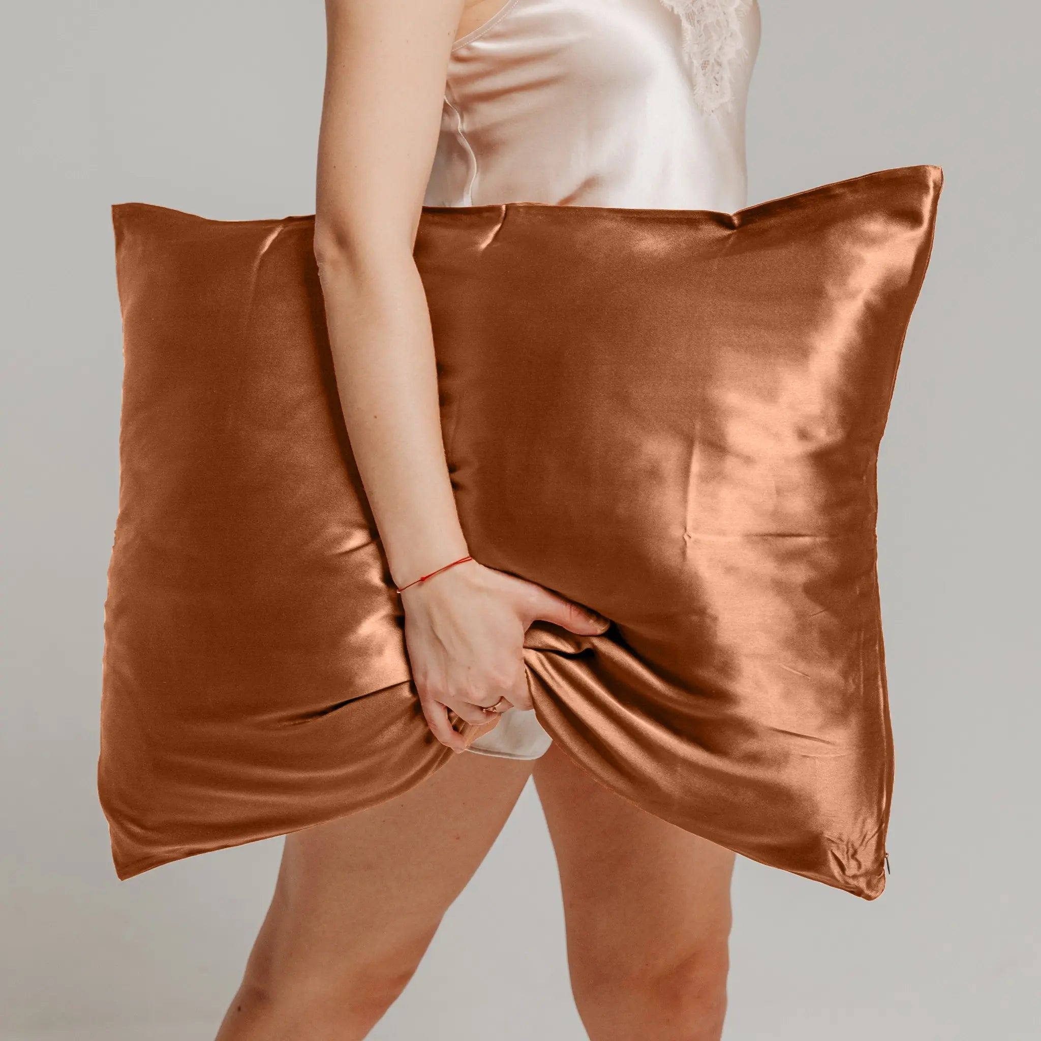 silkiniai uzvalkalai pagalvems