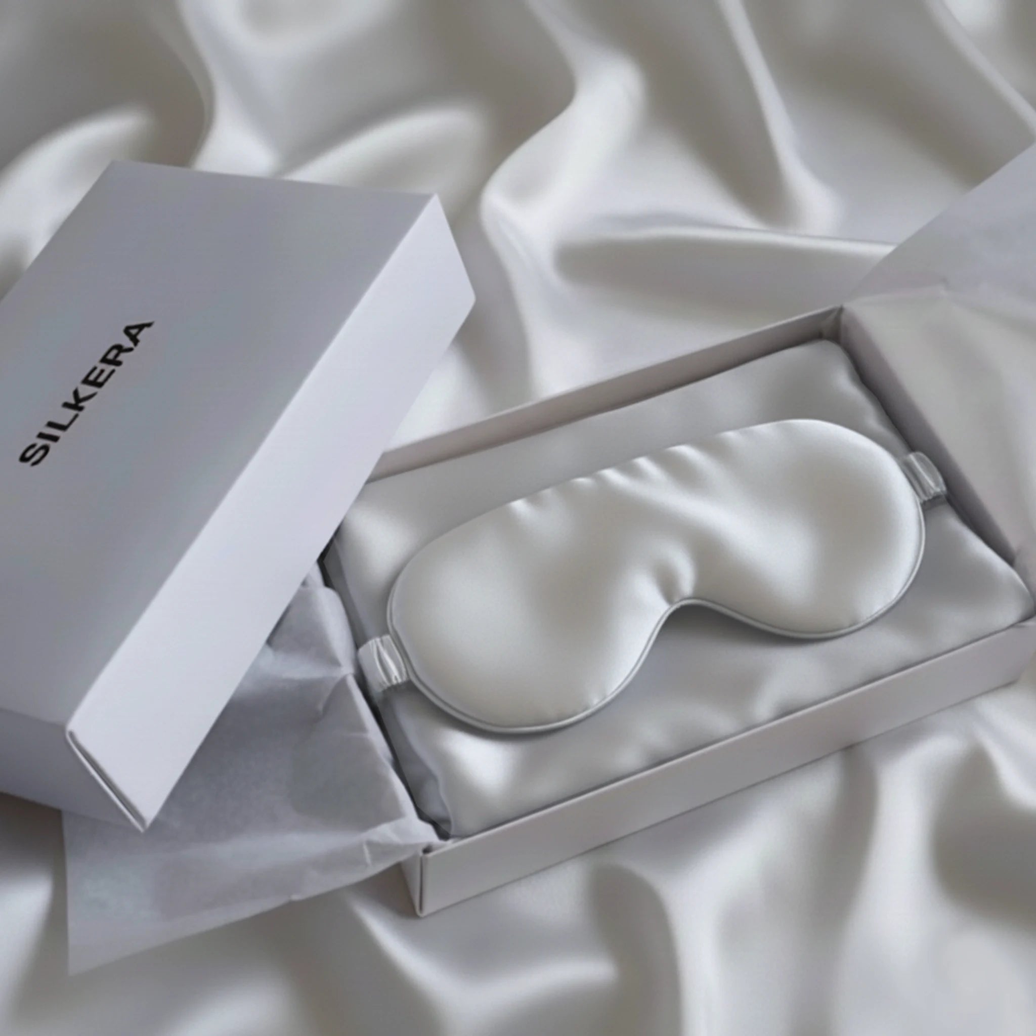 GILAUS MIEGO ŠILKO RINKINYS