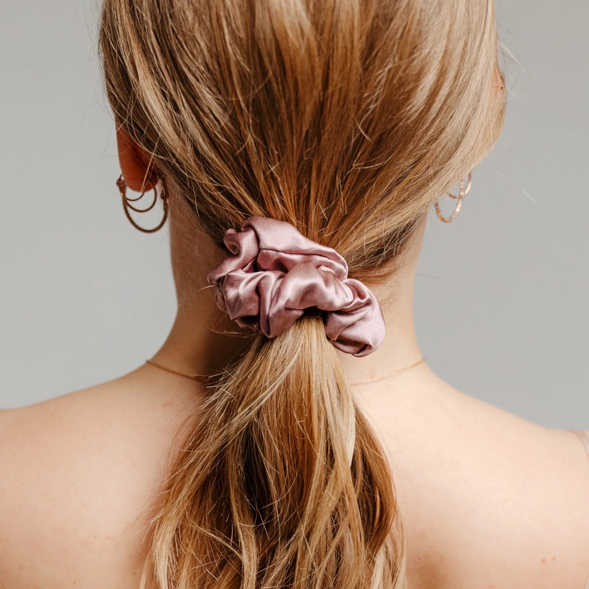 gumyte plaukams is silko