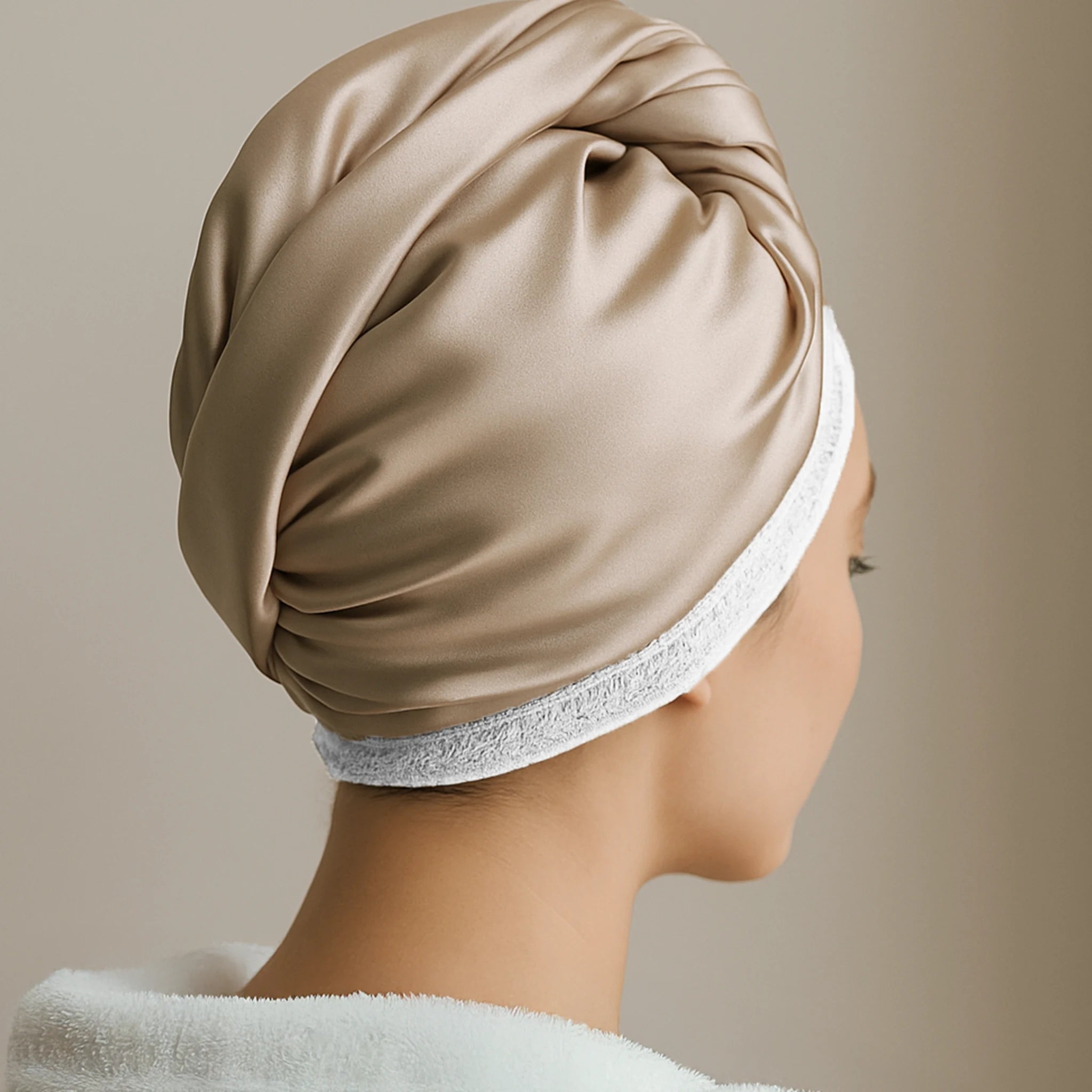 Šilkinis plaukų rankšluostis šampano spalvos